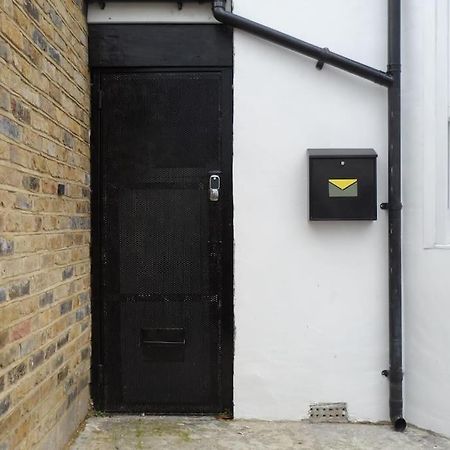 Bubblesbnb, 1 Bedroom Flat London Exteriör bild