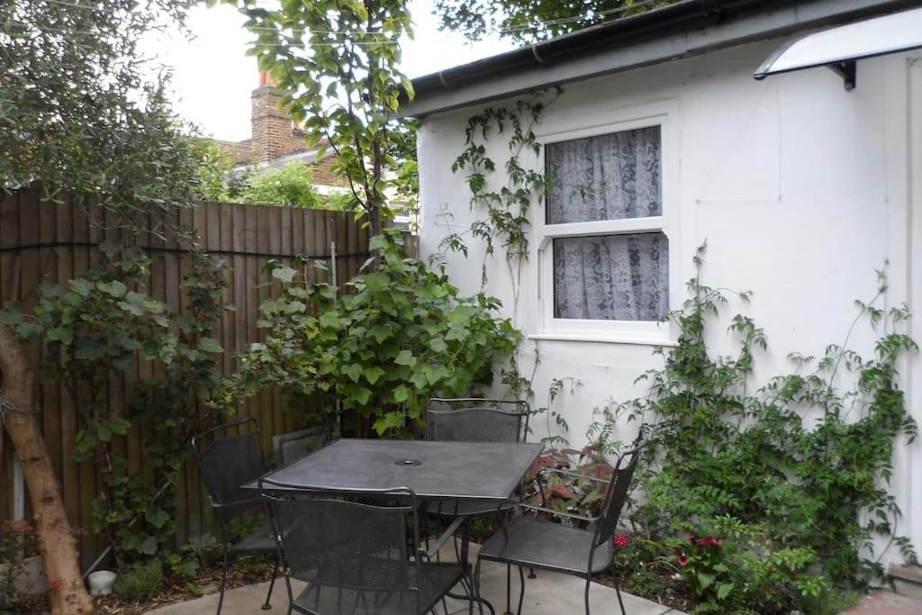 Bubblesbnb, 1 Bedroom Flat London Exteriör bild